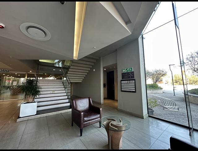 488M² OFFICE TO LET IN CENTURION CENTRAL